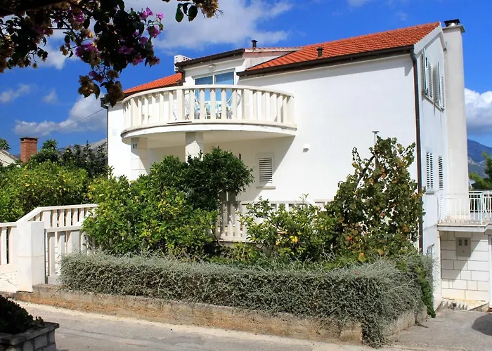 With Parking Space - 4433 דירה קורצולה