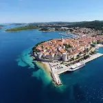 With Parking Space - 4433 Apartmán Korčula